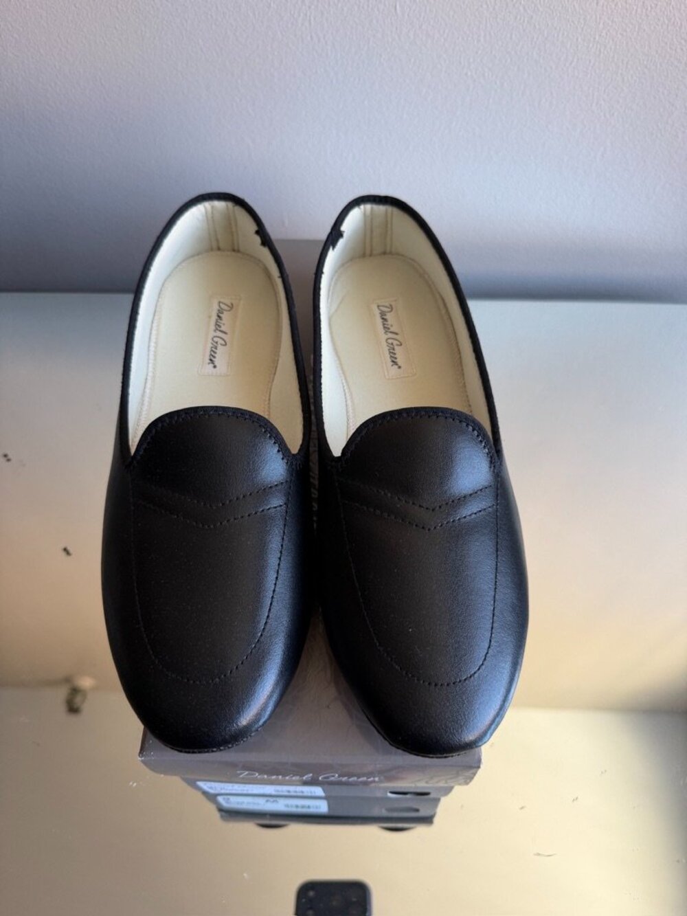 Daniel Green Women's New in Box Slip On Black Meg Slippers Size 9W